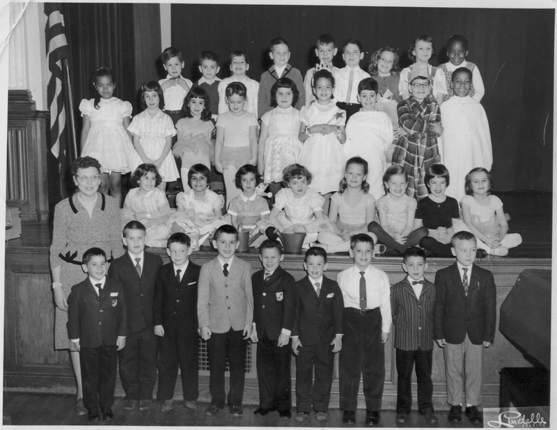1967 class in 1960 1st Grade Class